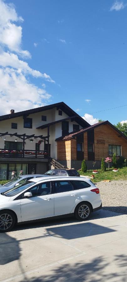 Villa Casa Dunca Sighetu Marmaţiei Exterior foto