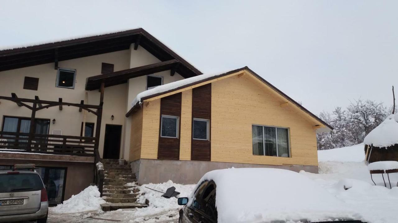 Villa Casa Dunca Sighetu Marmaţiei Exterior foto